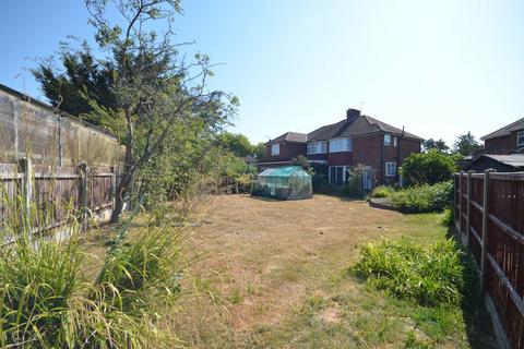 3 bedroom semi-detached house for sale, St. Andrews Close, Stanmore, HA7
