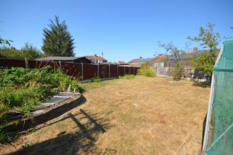 3 bedroom semi-detached house for sale, St. Andrews Close, Stanmore, HA7