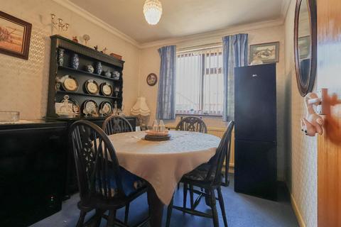 2 bedroom semi-detached bungalow for sale, Trent Road, Hinckley