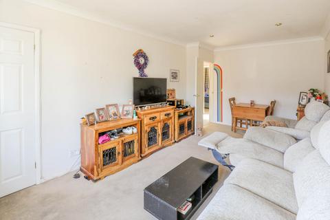 2 bedroom bungalow for sale, Cavendish Close, Barton Seagrave, Kettering