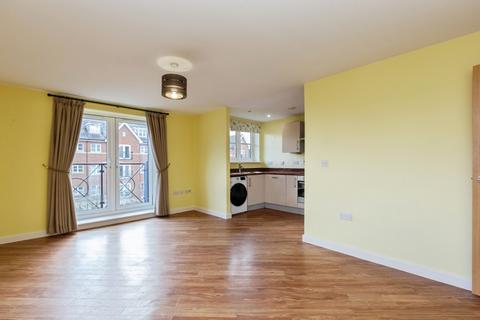 2 bedroom flat to rent, Viridian Square, Aylesbury, HP21