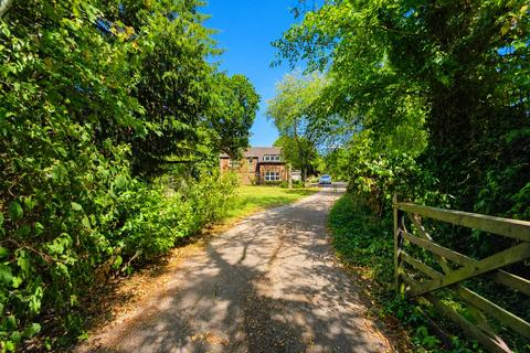 5 bedroom detached house for sale, Vicarage Lane West, North Weald, Epping, CM16