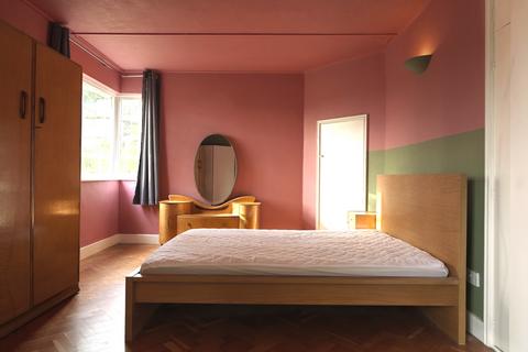2 bedroom flat to rent, Mansfield Road, Nottingham NG5