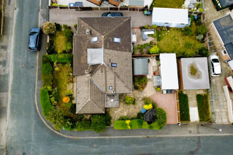 3 bedroom semi-detached bungalow for sale, Park Road, Clayton West