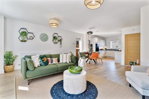 undefined, Long Close, Barnstaple EX32