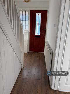 3 bedroom end of terrace house to rent, Shelley Road, Luton, LU4