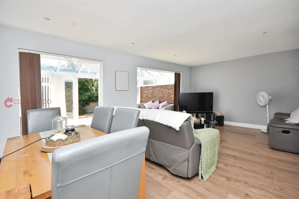 House in Ramsgate - More