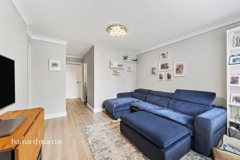1 bedroom maisonette for sale, Godwin Close, EPSOM
