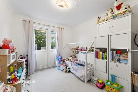 1 bedroom maisonette for sale, Godwin Close, EPSOM