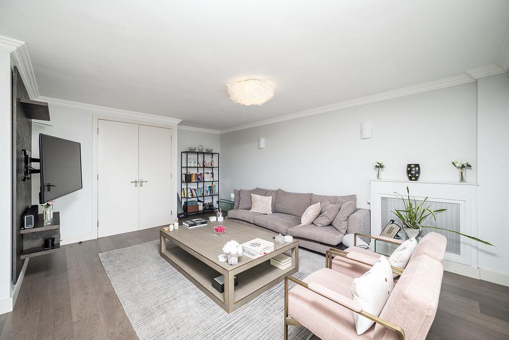 Apartment in London - View 4