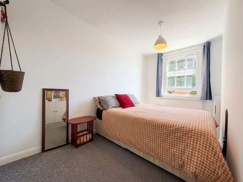 Apartment in Hove - View 3