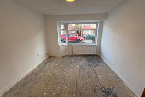 3 bedroom semi-detached house for sale, Aldwyn Park Road, Audenshaw, M34