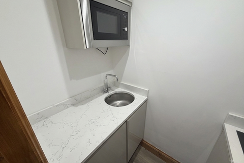 Studio to rent, Krypton Close, Milton Keynes, MK5