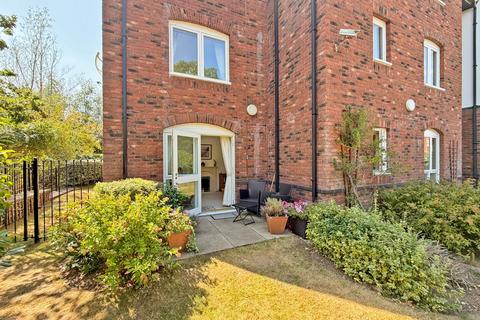 2 bedroom ground floor flat for sale, Wombrook Court, Wombourne, WV5