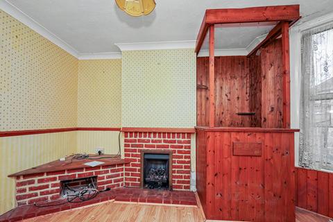 2 bedroom end of terrace house for sale, Folkestone CT19