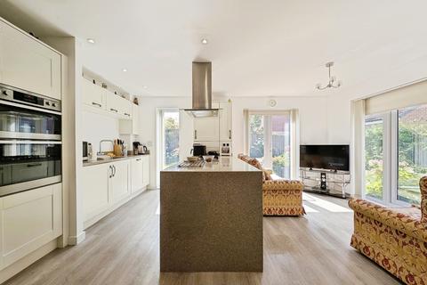 4 bedroom detached house for sale, Rosewood Drive, Ponteland, Newcastle upon Tyne, Northumberland, NE20