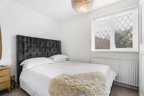 2 bedroom end of terrace house for sale, Larksfield, Englefield Green, Egham, Surrey, TW20