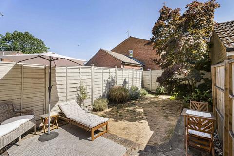 2 bedroom end of terrace house for sale, Larksfield, Englefield Green, Egham, Surrey, TW20