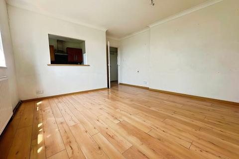 1 bedroom flat for sale, Spinney, Slough