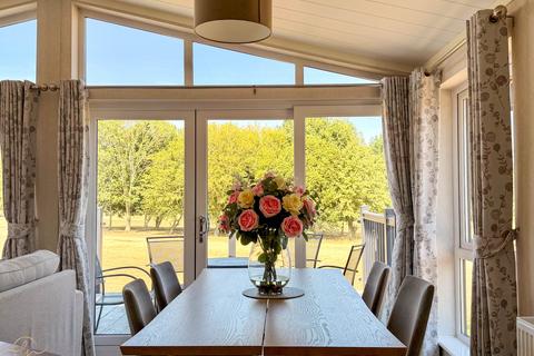 2 bedroom lodge for sale, Omar Kingfisher Lodge Cambridge Country Club, Bourn CB23