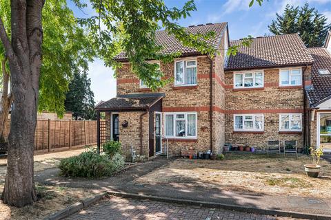 1 bedroom retirement property for sale, Riverside Court, North Chingford