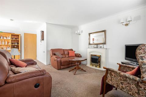 1 bedroom retirement property for sale, Riverside Court, North Chingford