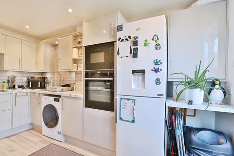 2 bedroom end of terrace house for sale, Aspen Gardens, Poole, Dorset, BH12