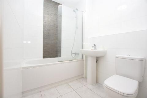 2 bedroom apartment to rent, Queen Street, Sheffield, S1