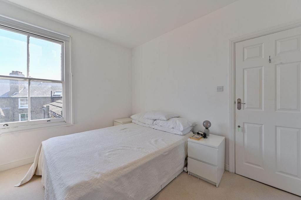 Apartment in London - More