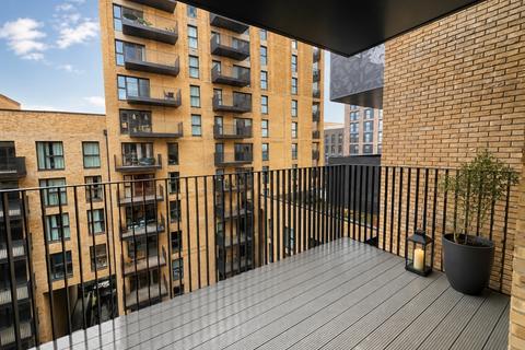 undefined, London E17