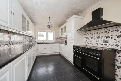 2 bedroom bungalow for sale, Farringford Road, Southampton, Hampshire, SO19