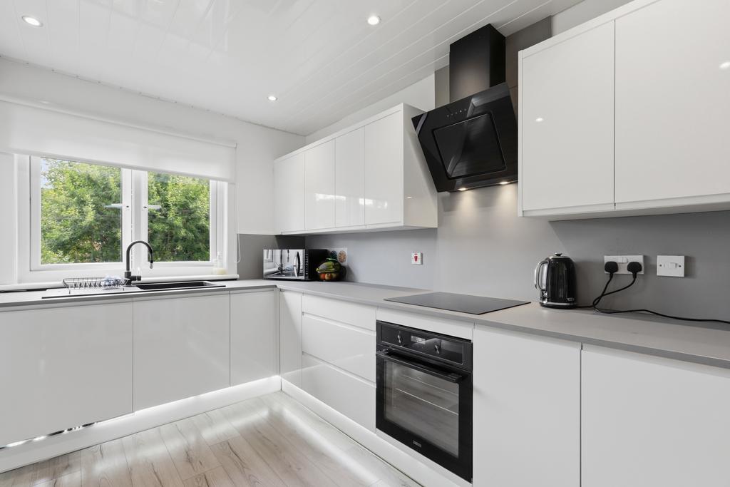 Apartment in Glasgow - More