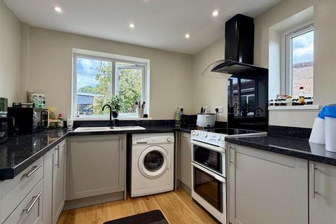3 bedroom semi-detached bungalow for sale, Crossways, Peterchurch, Hereford