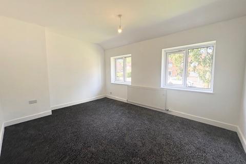 3 bedroom terraced house to rent, Chipping Road, Bolton, BL1