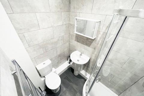 1 bedroom in a house share to rent, Wadham Street, ST4