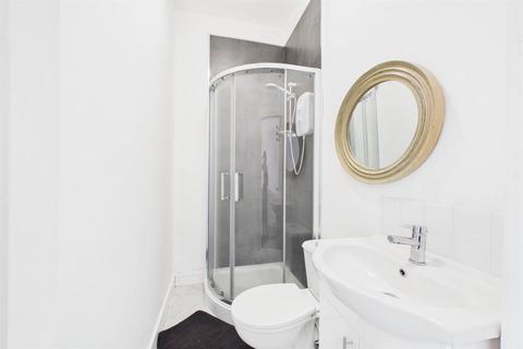 1 bedroom in a house share to rent, Brabourne Street, South Shields