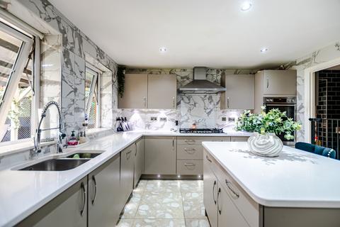 5 bedroom detached house for sale, Clapham Avenue, Leeds, LS16