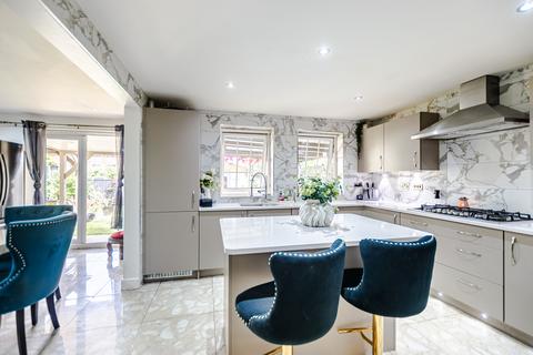 5 bedroom detached house for sale, Clapham Avenue, Leeds, LS16