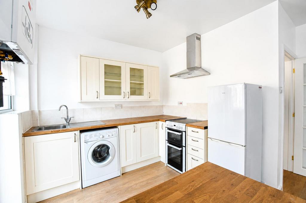 House in Romford - View 2