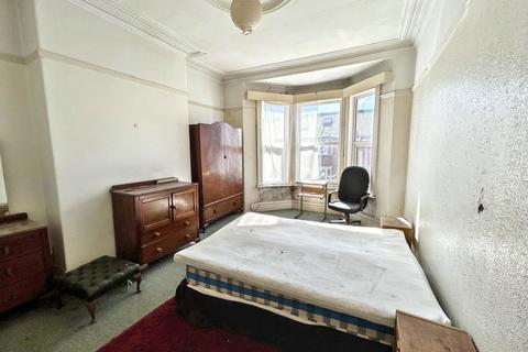 undefined, Simonside Terrace, Heaton, Newcastle upon Tyne, Tyne and Wear, NE6 5DS