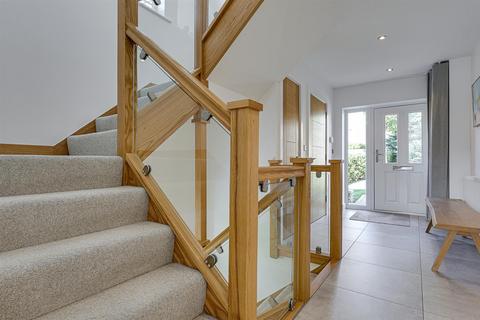 4 bedroom house for sale, Pennine Gardens, Holmfirth HD9