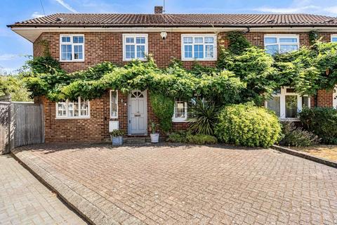 4 bedroom detached house for sale, Winston Drive, Stoke D'abernon, Cobham, Surrey, KT11