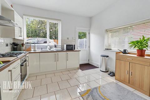 2 bedroom detached bungalow for sale, Wombwell Lane, Wombwell