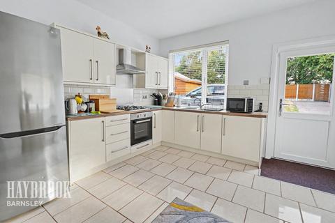 2 bedroom detached bungalow for sale, Wombwell Lane, Wombwell