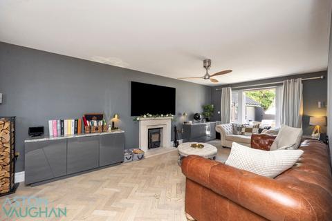 5 bedroom detached house for sale, Handcross, West Sussex RH17
