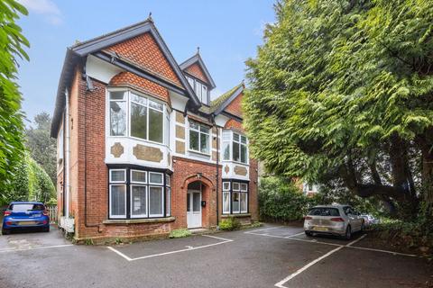 1 bedroom flat for sale, Crowborough Hill, Ranelly Crowborough Hill, TN6
