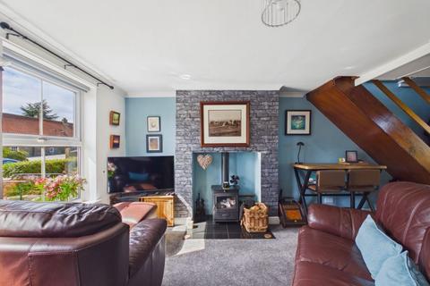 2 bedroom cottage for sale, 6 Bartons Row, Egton