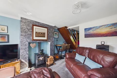 2 bedroom cottage for sale, 6 Bartons Row, Egton