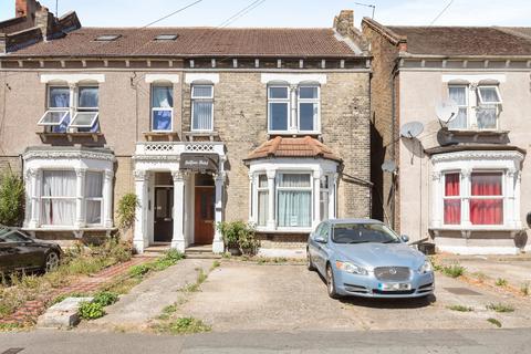 Balfour Road, Ilford, IG1