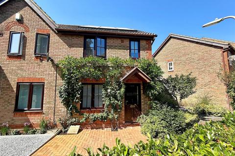 2 bedroom end of terrace house for sale, Rosemary Gardens, Whiteley